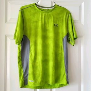 Under armour t-shirt
